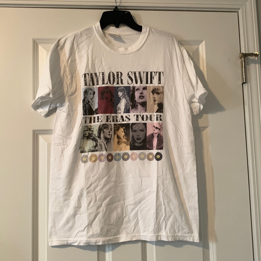Taylor Swift t-shirt purchased from Etsy